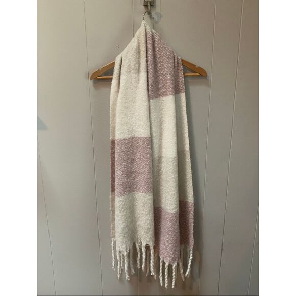 Gentle Fawn Huntington Scarf NEW With Tags - Picture 2 of 5